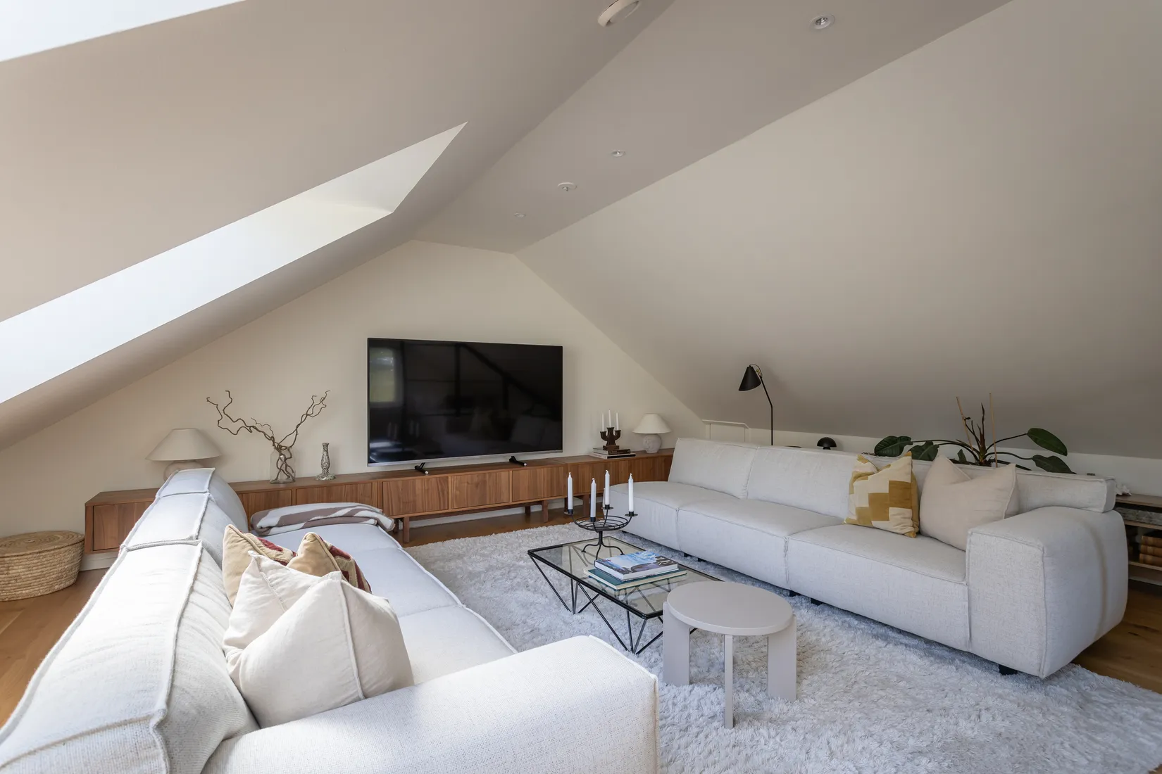 Bostadsrätt, Radhus, Hövdingevägen 67, Väsjön, Sollentuna