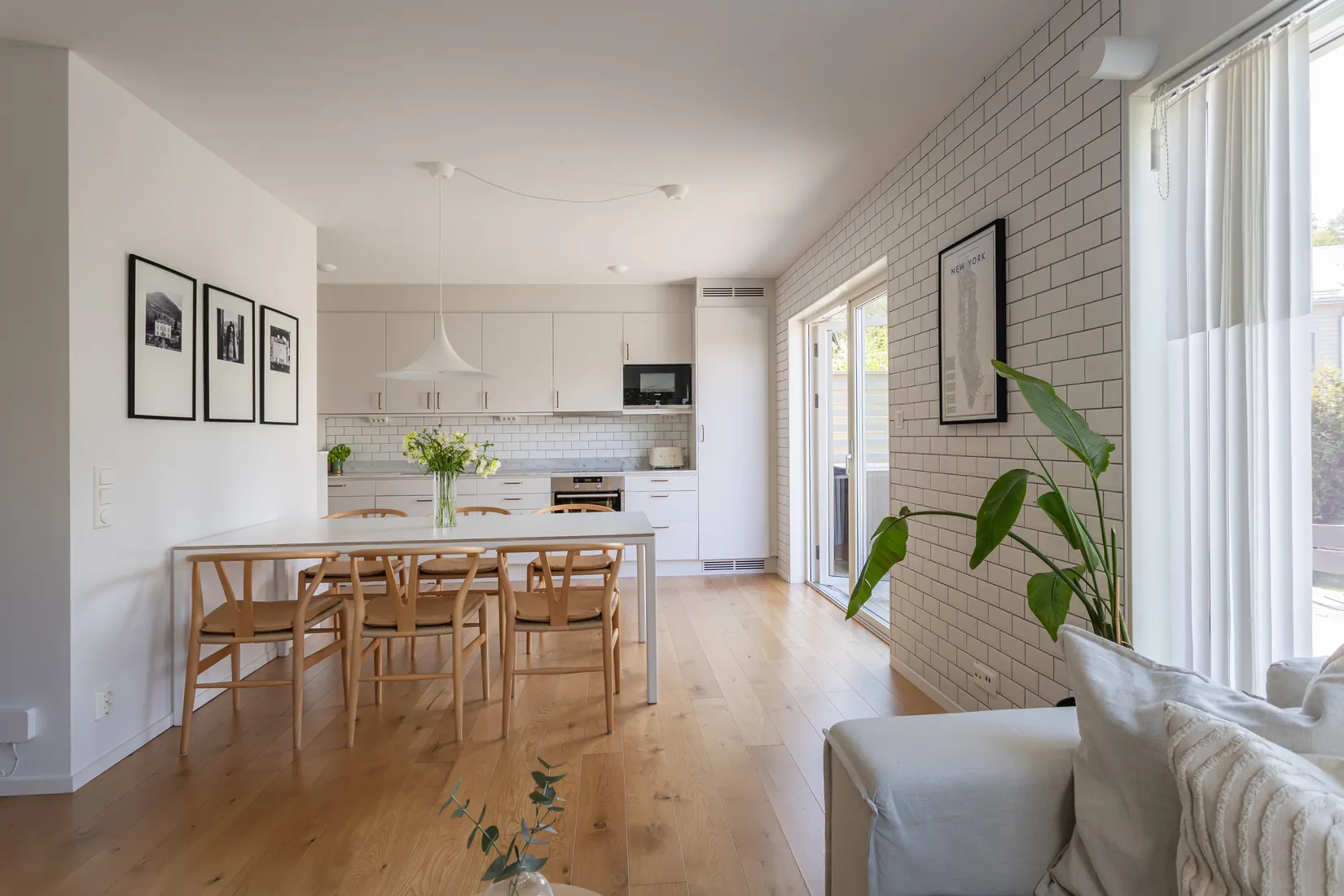 Bostadsrätt, Radhus, Hövdingevägen 67, Väsjön, Sollentuna