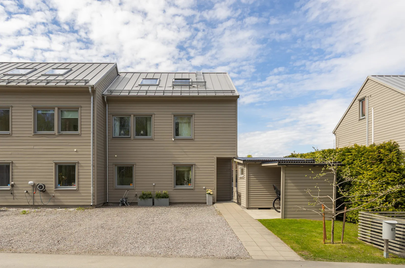 Bostadsrätt, Radhus, Hövdingevägen 67, Väsjön, Sollentuna