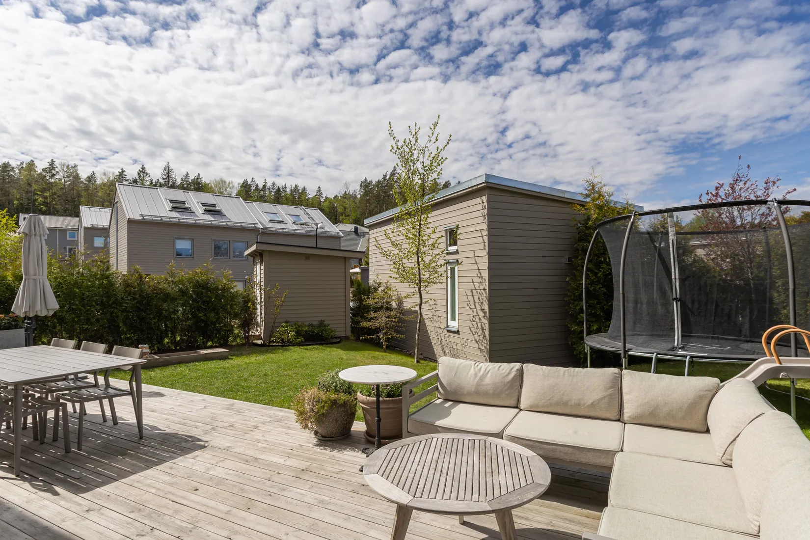 Bostadsrätt, Radhus, Hövdingevägen 67, Väsjön, Sollentuna