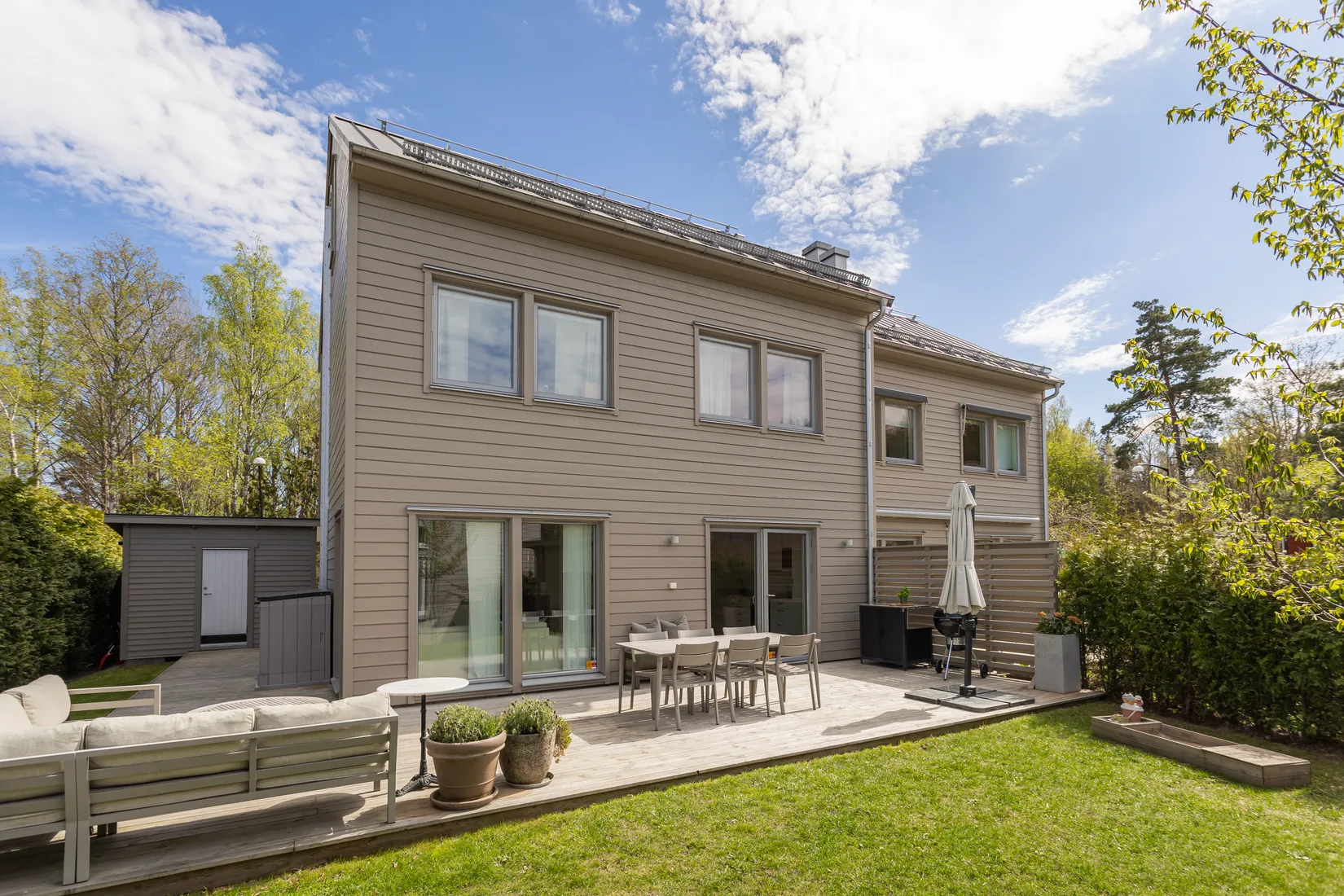 Bostadsrätt, Radhus, Hövdingevägen 67, Väsjön, Sollentuna