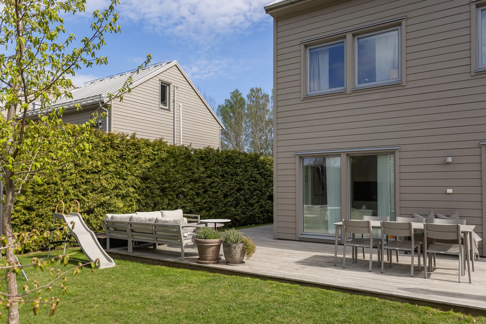 Bostadsrätt, Radhus, Hövdingevägen 67, Väsjön, Sollentuna