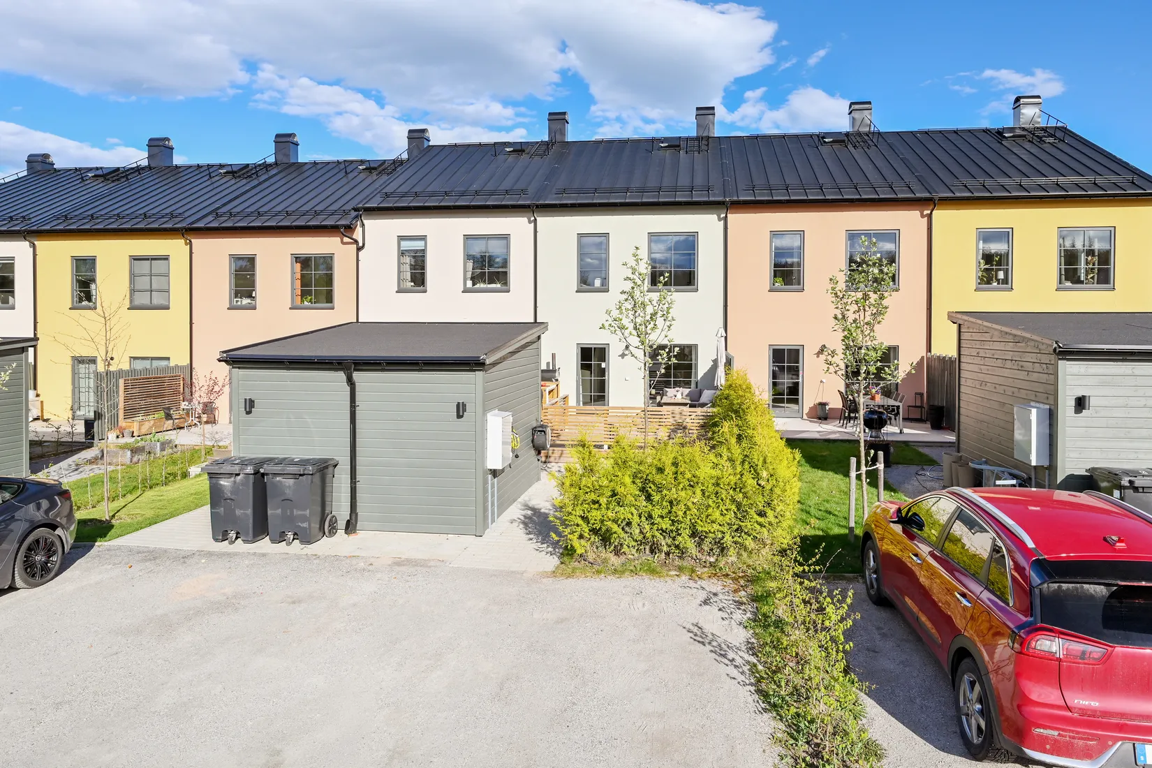 Bostadsrätt, Radhus, Gyllenstiernas allé 109, Steninge Slottsby, Sigtuna