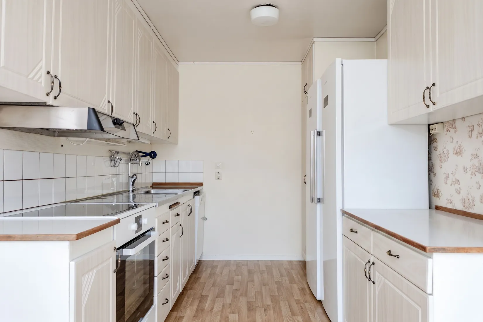Villa, Radhus, Tallörtsgatan 42, Munksundet, Enköping