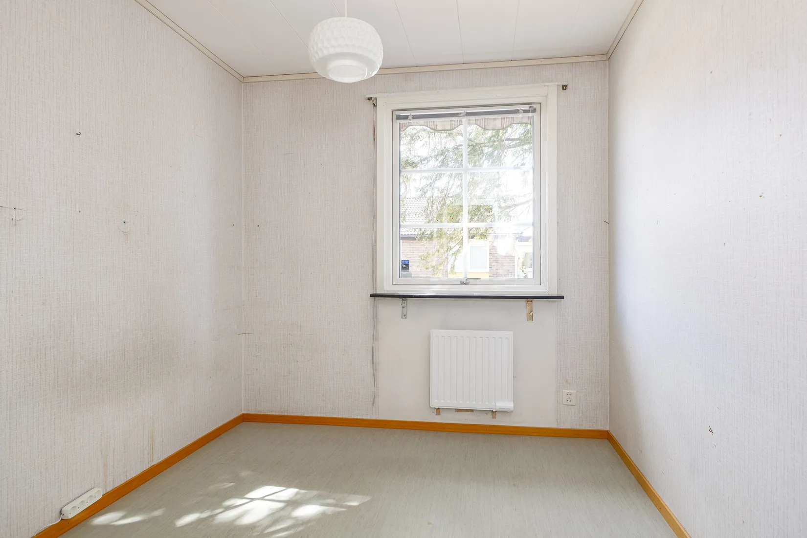 Villa, Radhus, Tallörtsgatan 42, Munksundet, Enköping