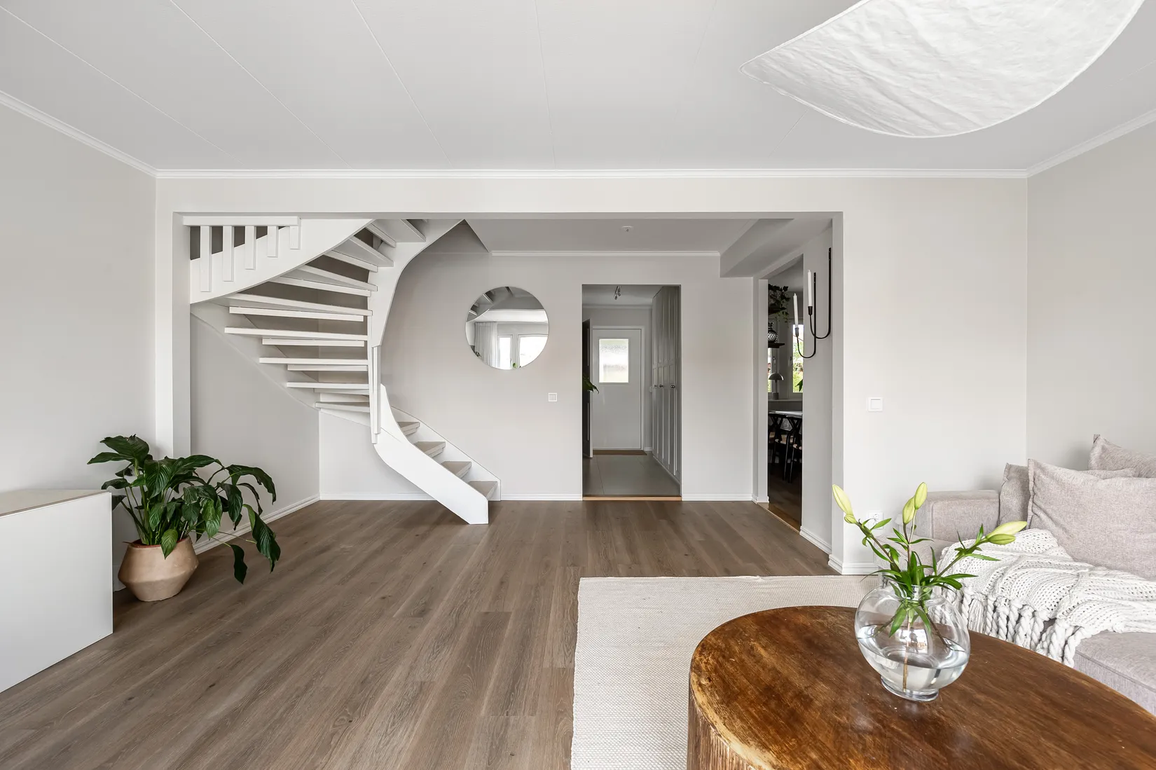 Radhus, Slöjmolnsvägen 5, Storvreta, Uppsala