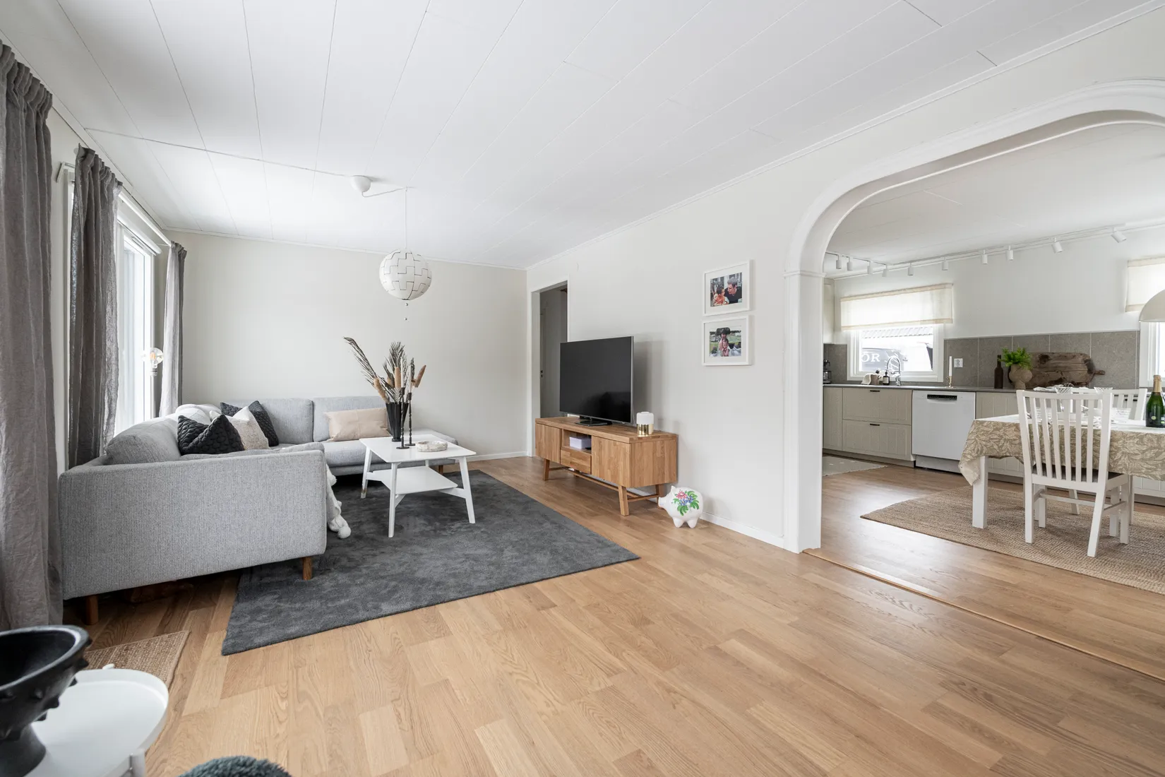 Villa, Stensbovägen 11, Dingtuna, Västerås