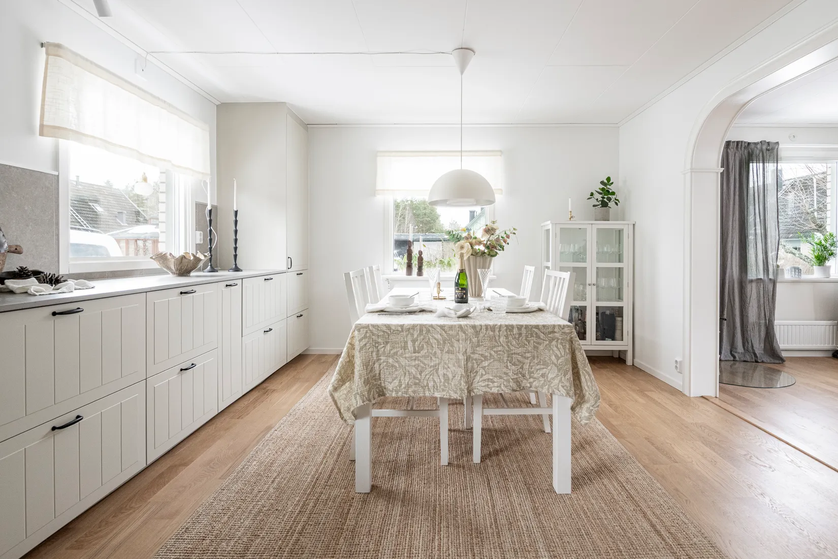 Villa, Stensbovägen 11, Dingtuna, Västerås