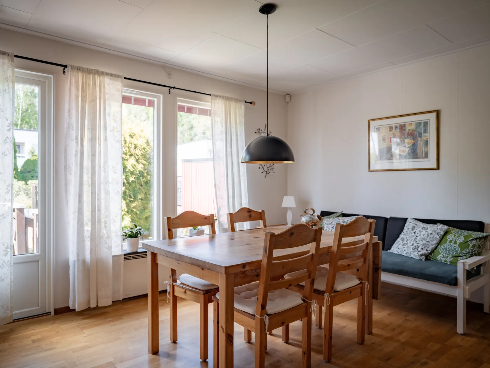 Villa, Radhus, Gullrisvägen 7, Bollstanäs, Upplands Väsby