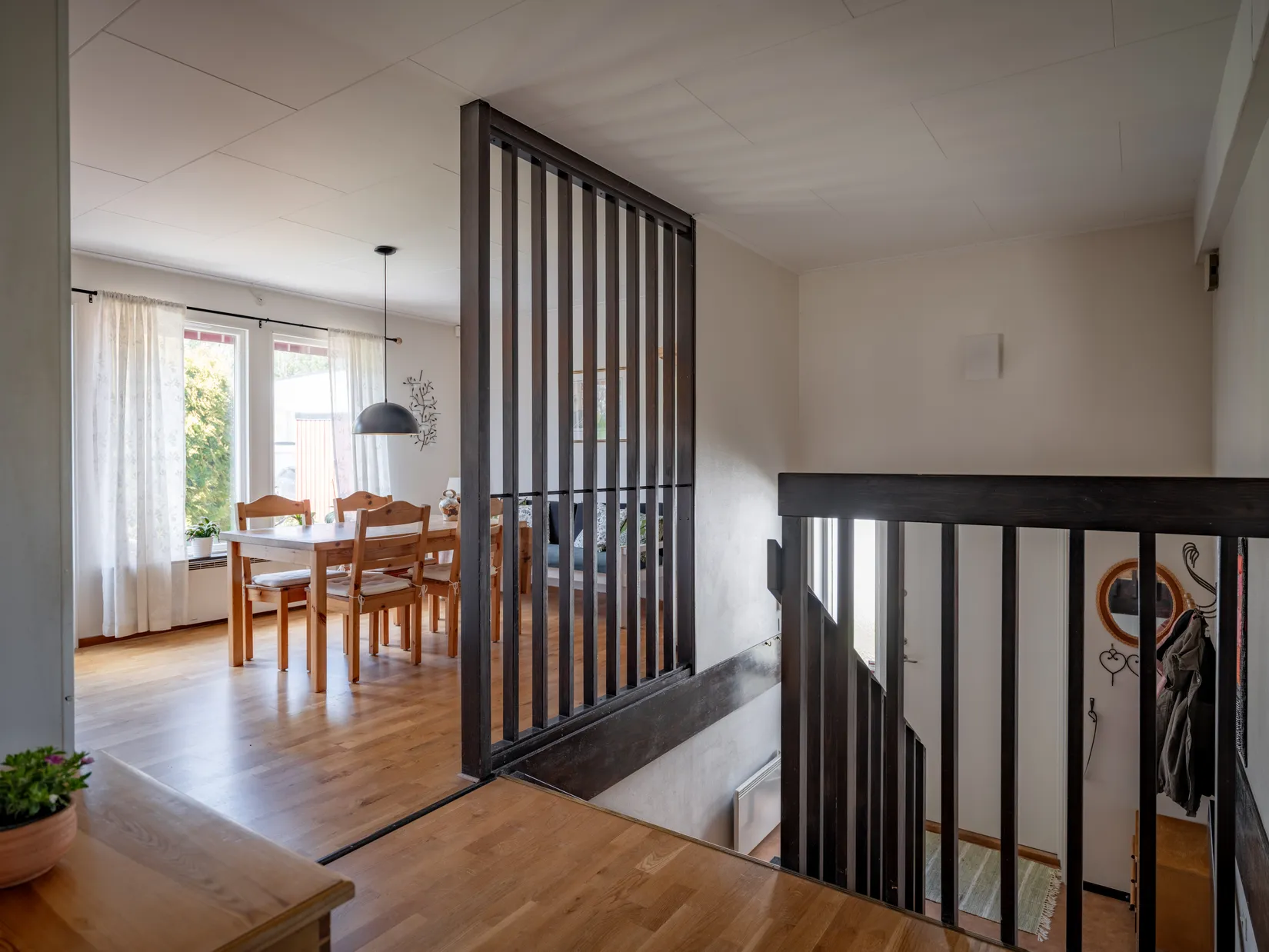 Villa, Radhus, Gullrisvägen 7, Bollstanäs, Upplands Väsby