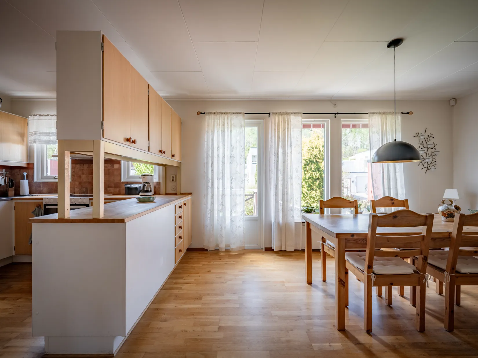 Villa, Radhus, Gullrisvägen 7, Bollstanäs, Upplands Väsby
