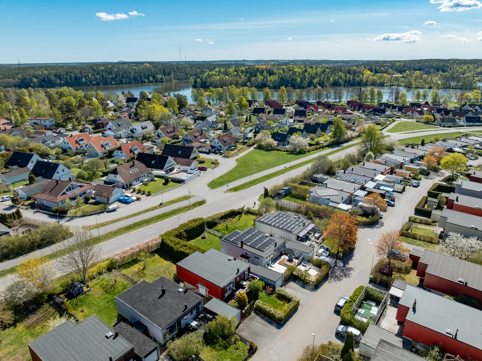 Villa, Radhus, Gullrisvägen 7, Bollstanäs, Upplands Väsby