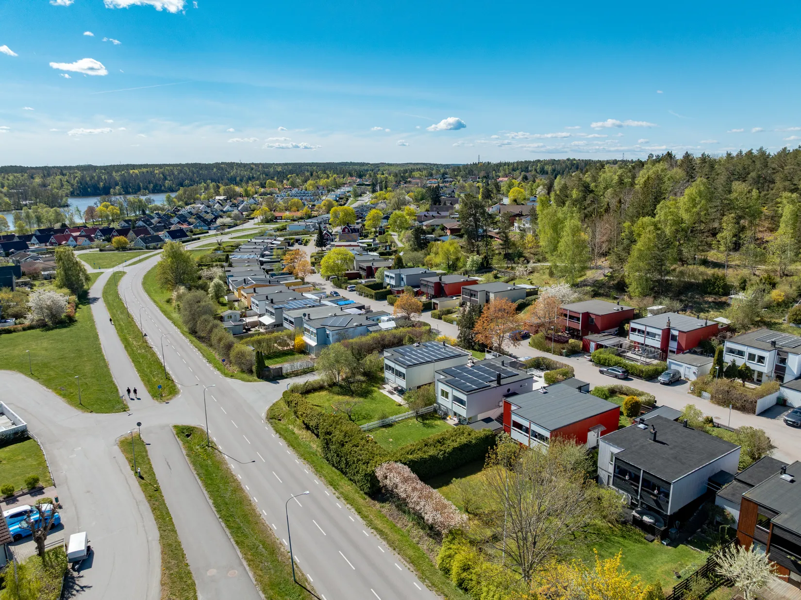 Villa, Radhus, Gullrisvägen 7, Bollstanäs, Upplands Väsby