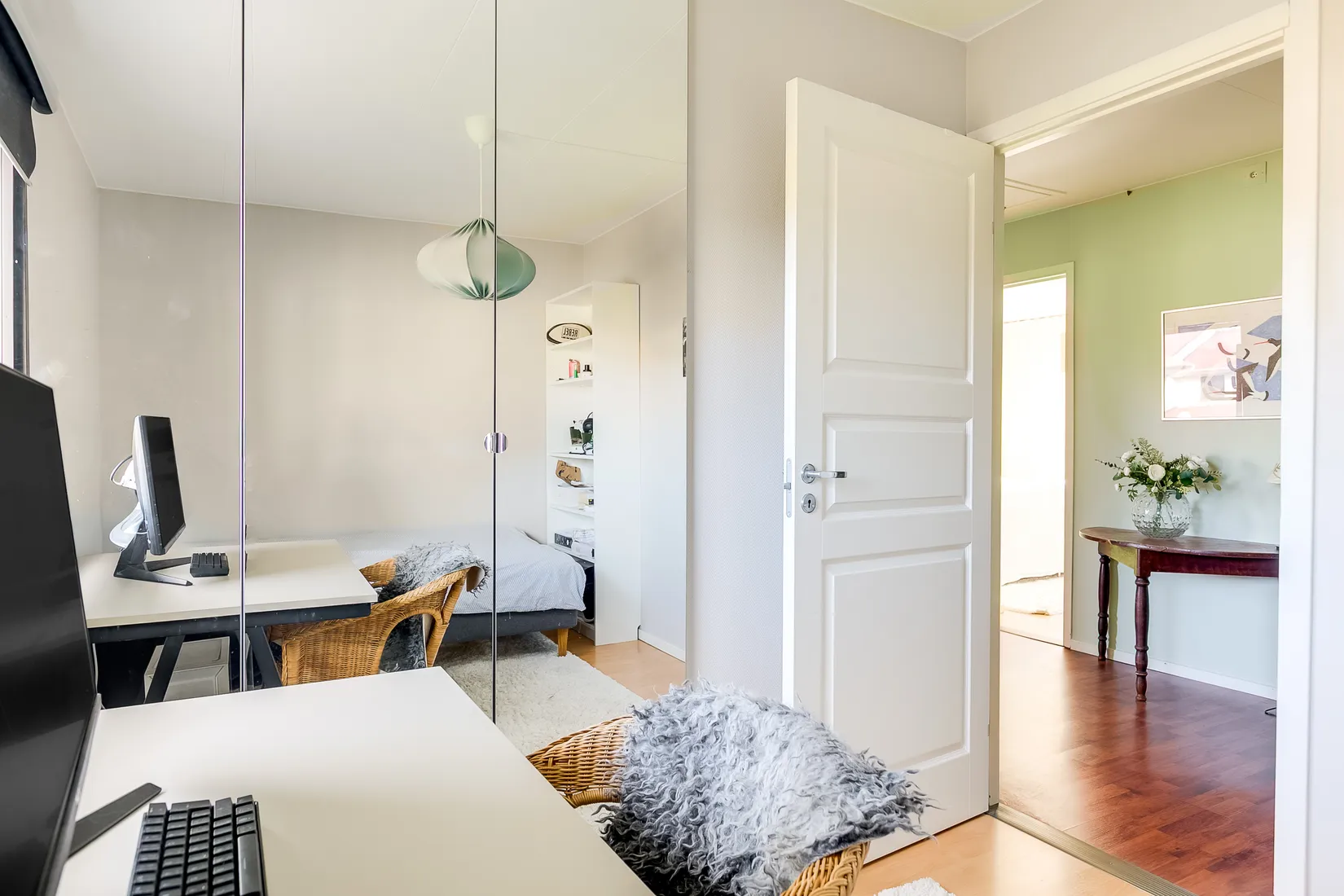 Radhus, Banvägen 100, Burlöv