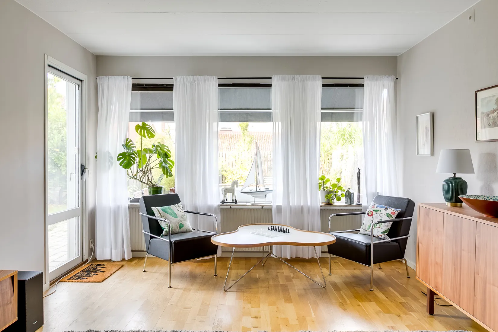 Radhus, Banvägen 100, Burlöv