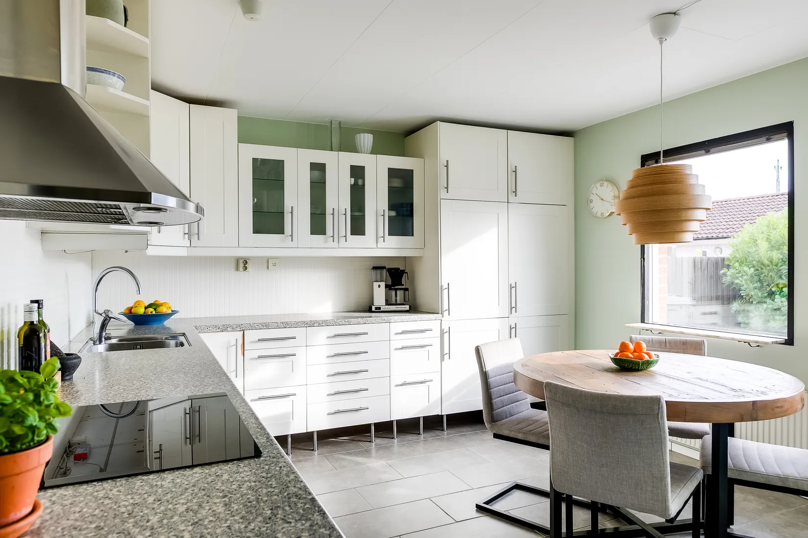 Radhus, Banvägen 100, Burlöv