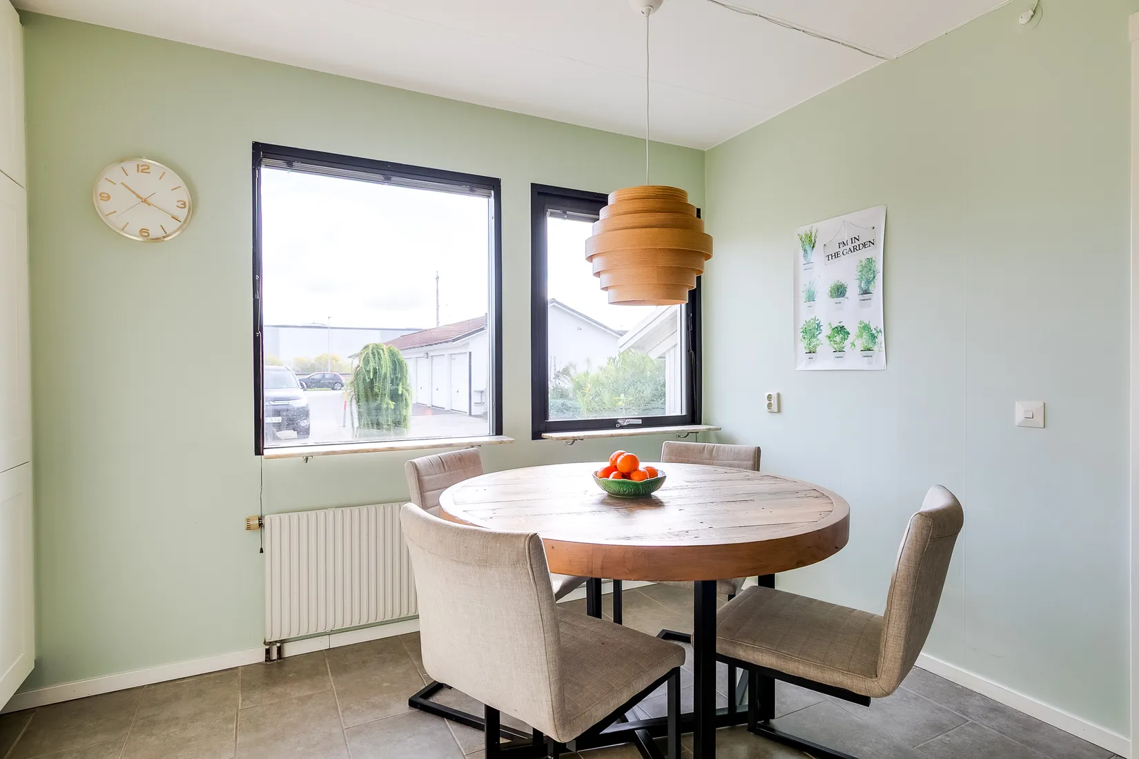 Radhus, Banvägen 100, Burlöv