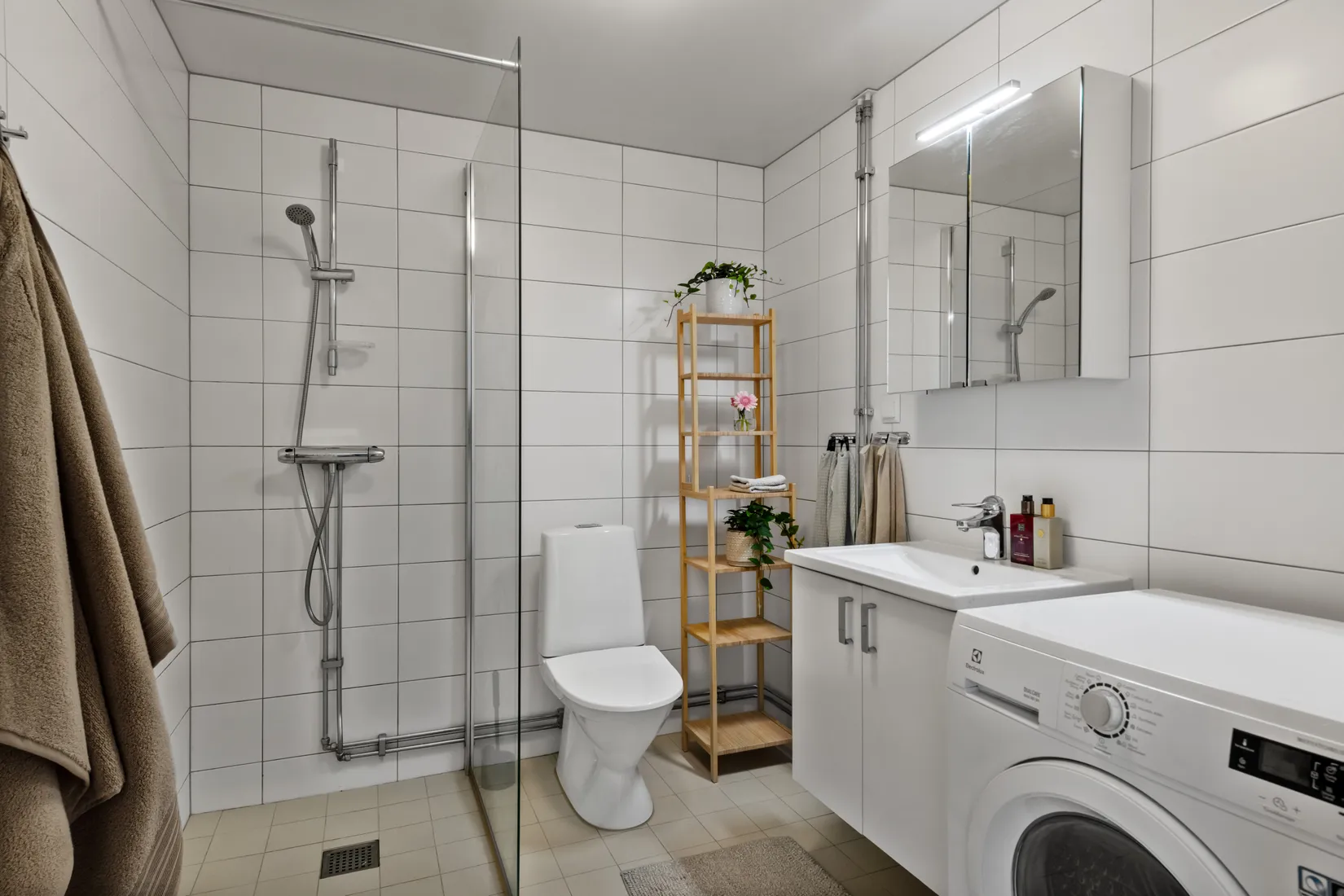 Bostadsrätt, Källtorpsvägen 13, Näsbypark, Täby