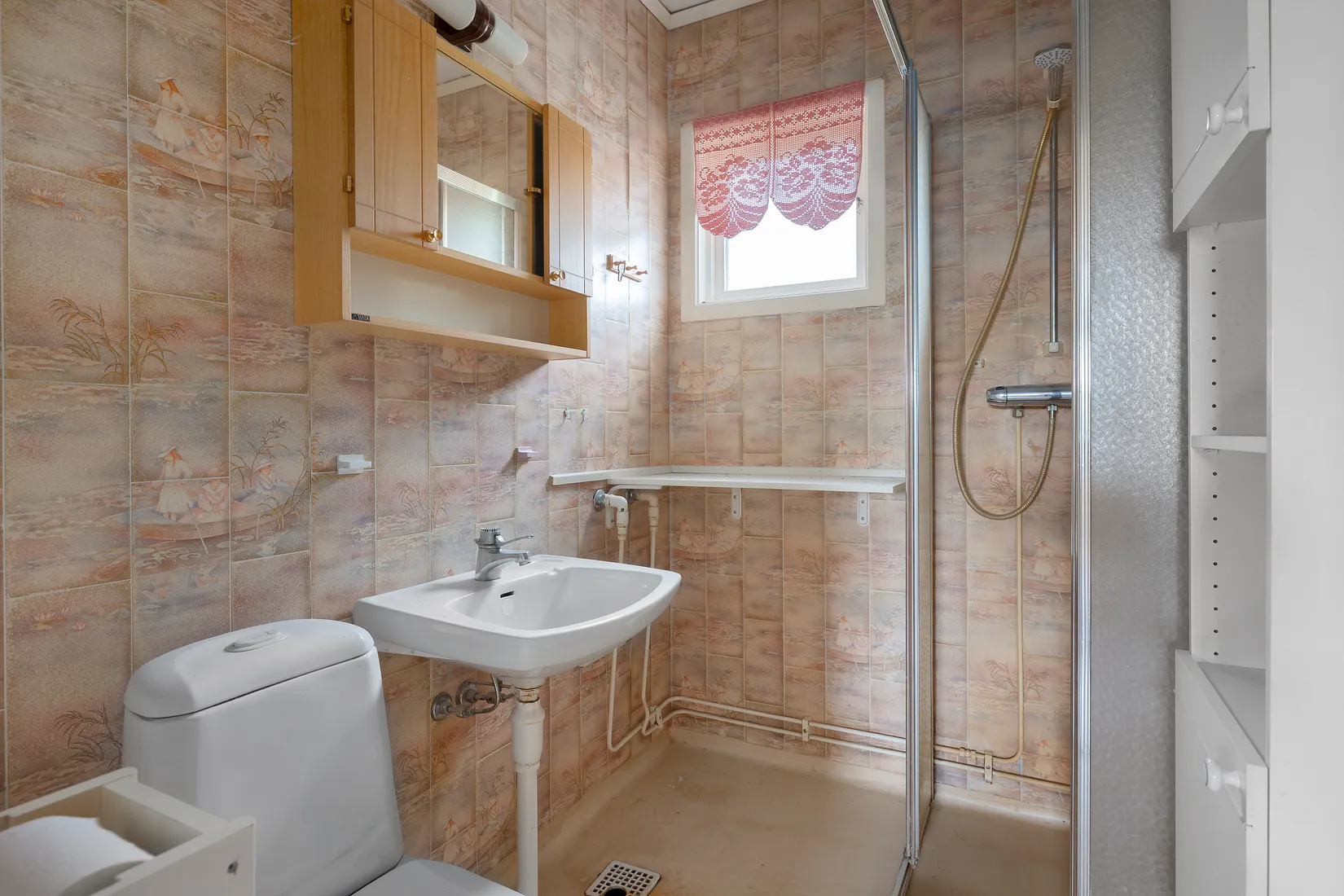 Villa, Stationsgatan 42B, Ekilla, Sigtuna