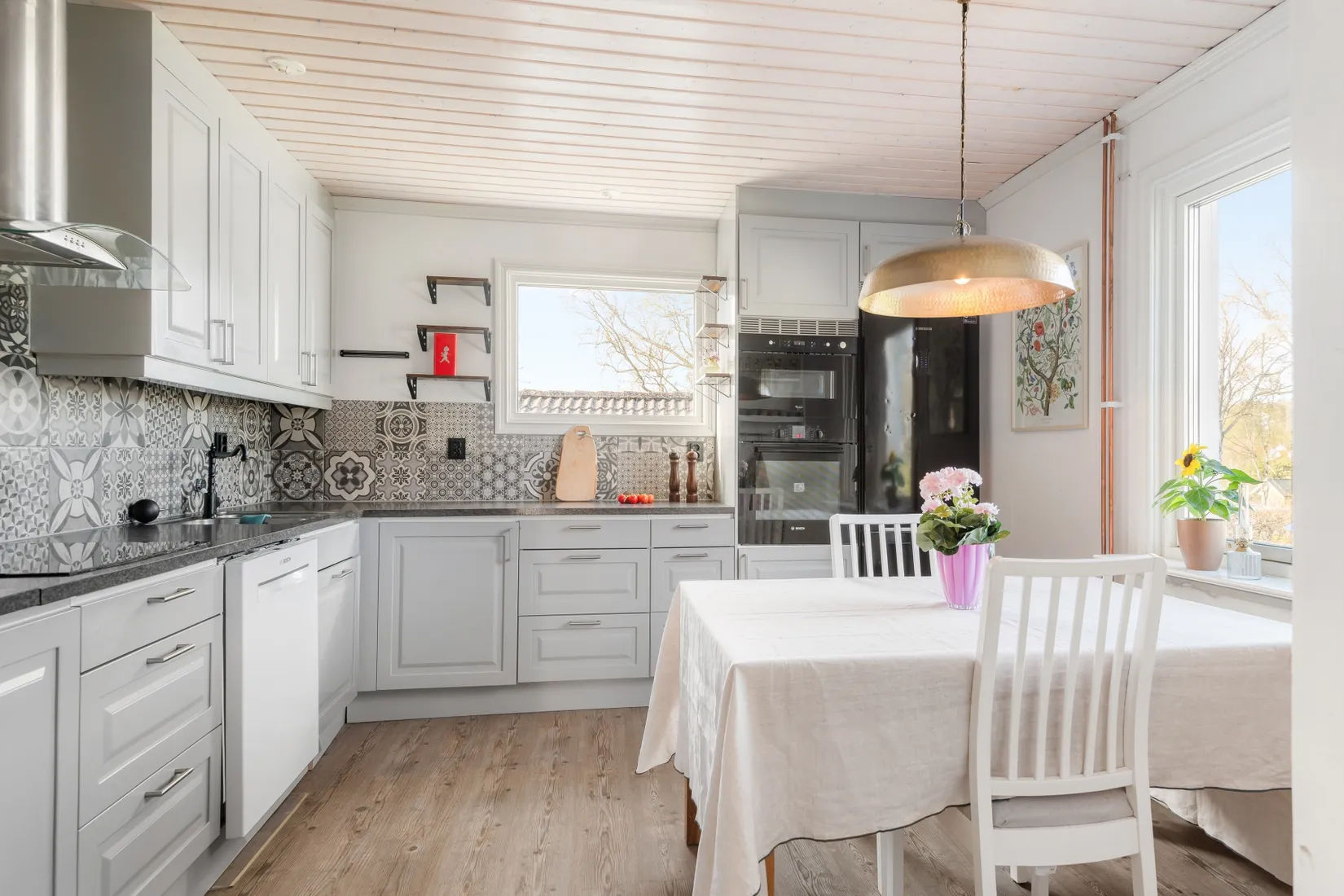 Villa, Bergsbovägen 12, Örby, Mark