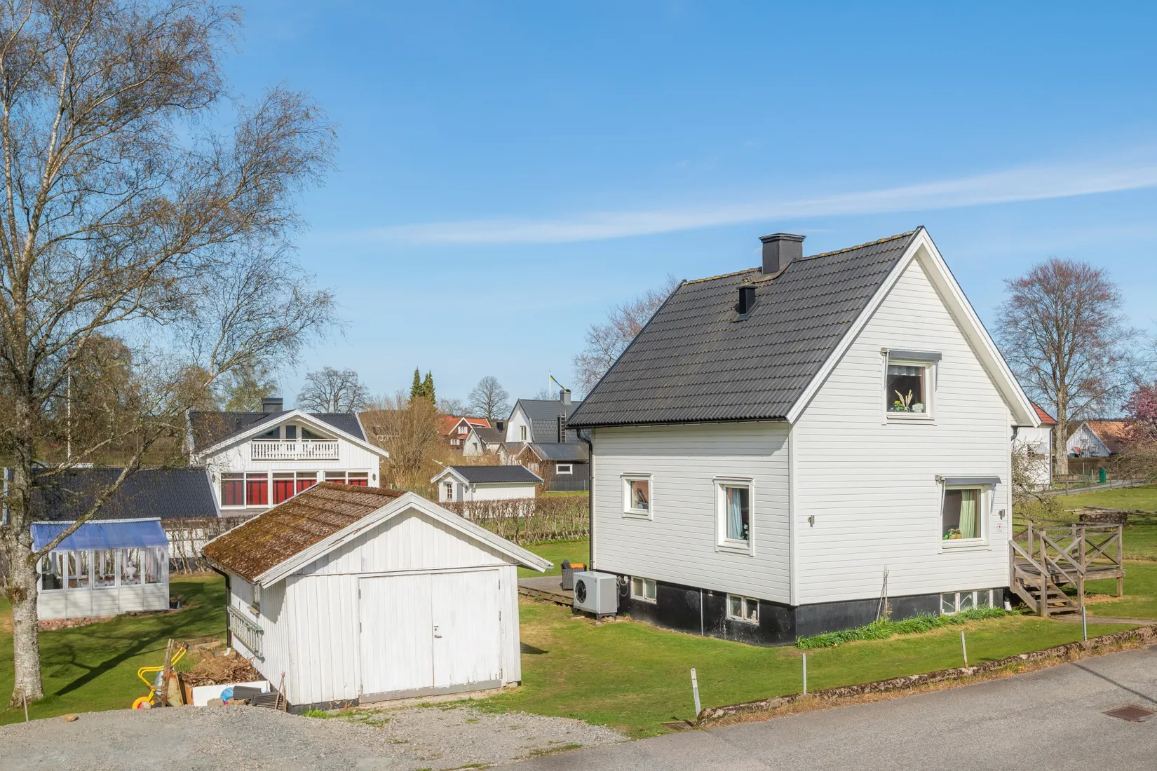 Villa, Bergsbovägen 12, Örby, Mark