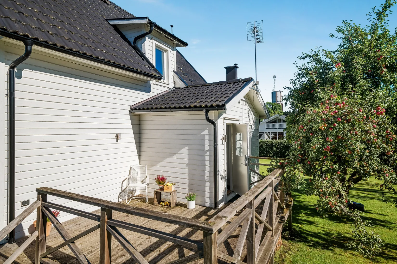 Villa, Bergsbovägen 12, Örby, Mark