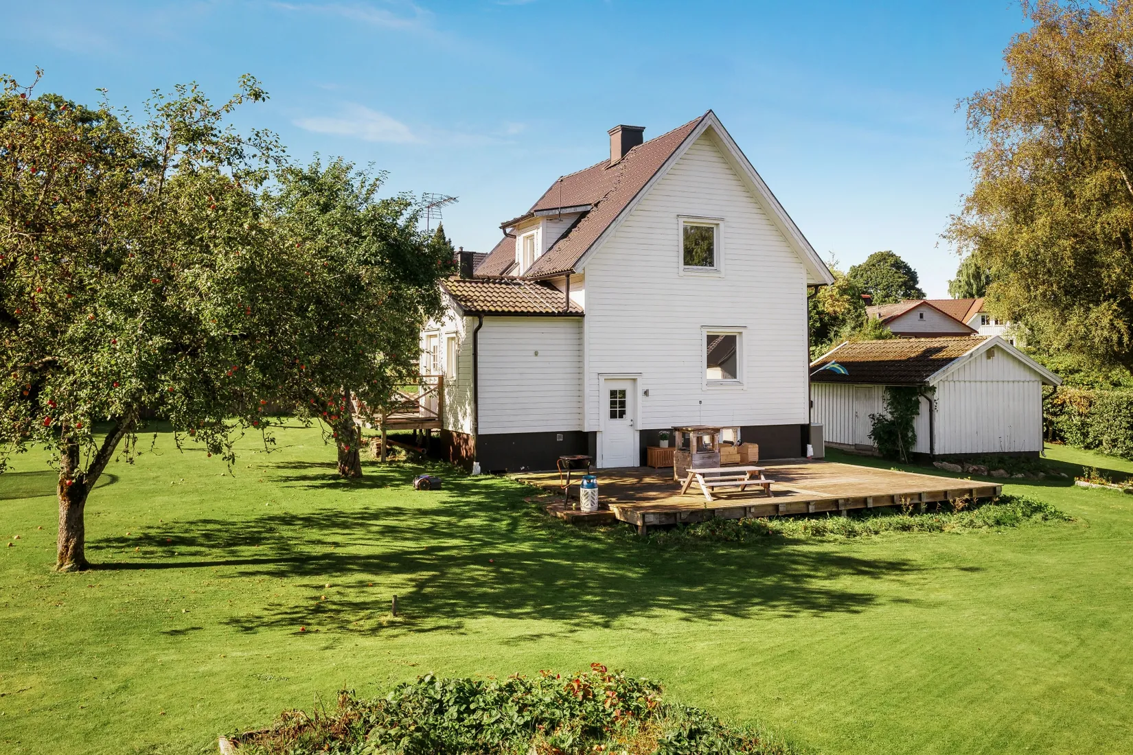 Villa, Bergsbovägen 12, Örby, Mark