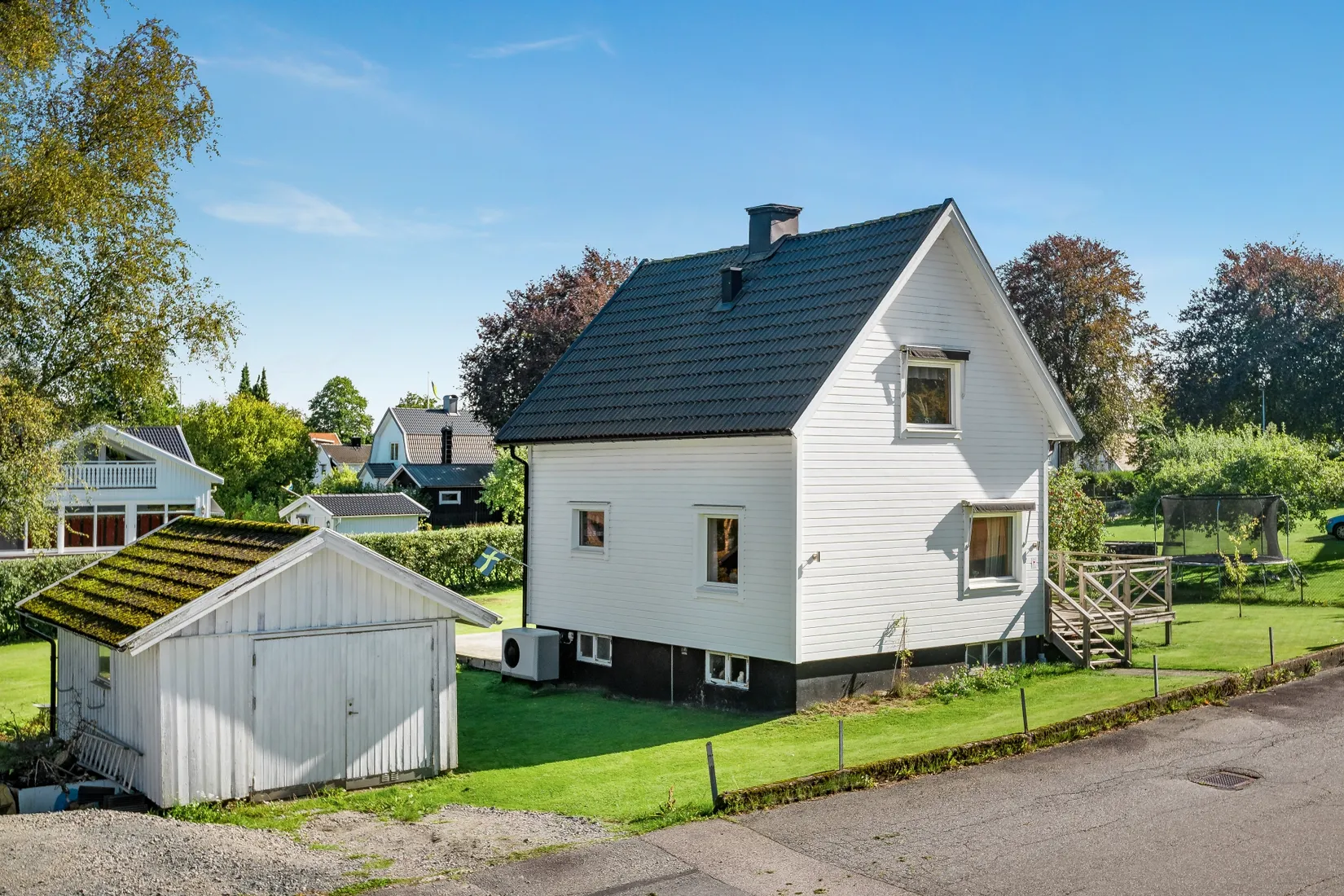 Villa, Bergsbovägen 12, Örby, Mark