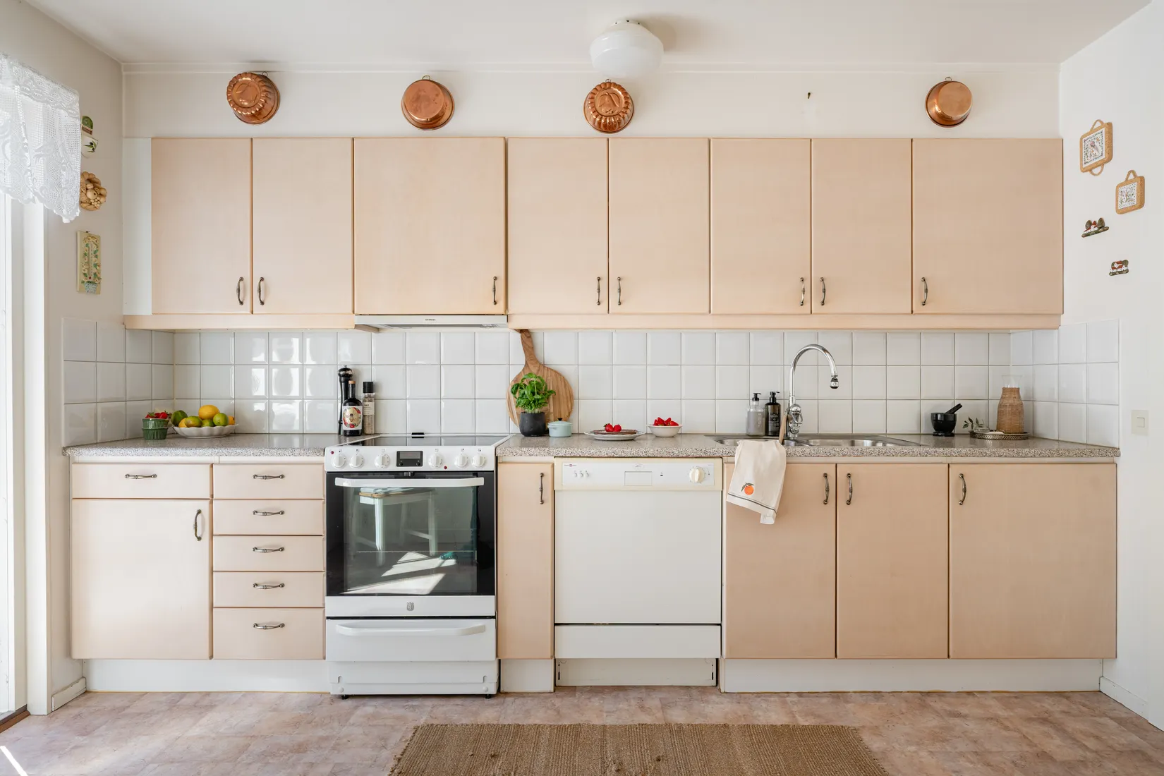 Villa, Radhus, Gräsandsgatan 28, Fågelhöjden, Nacka