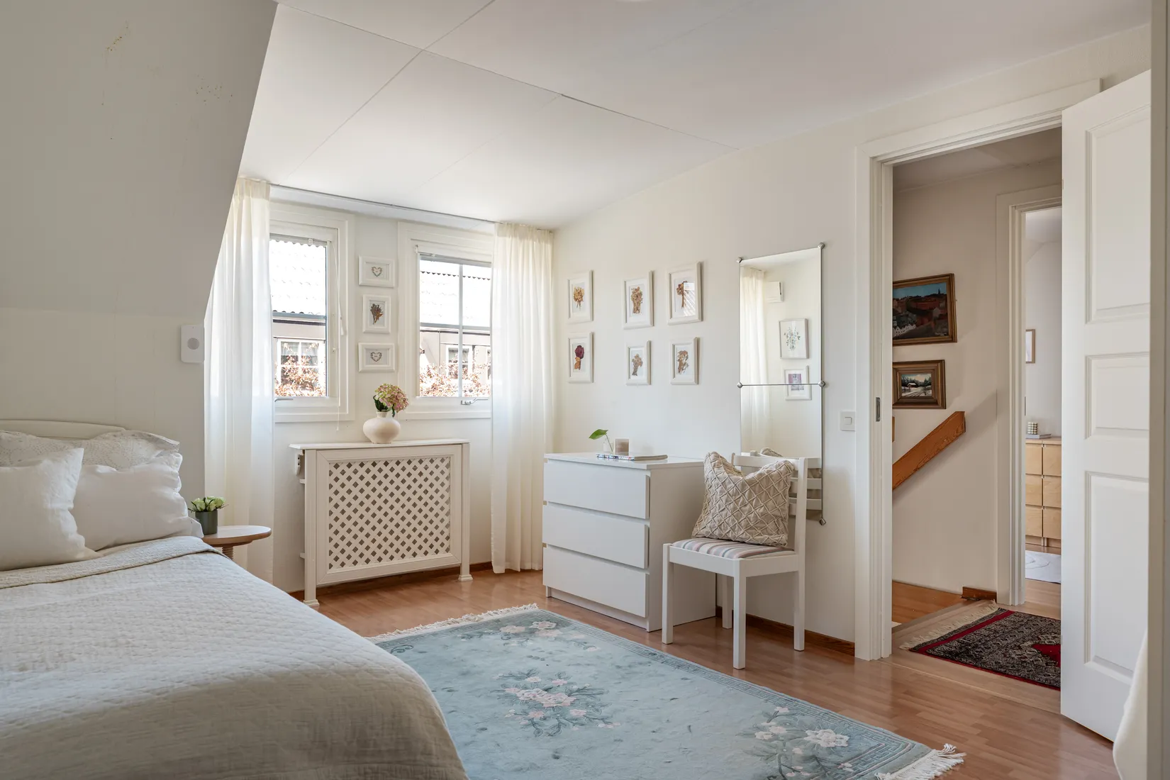 Villa, Radhus, Gräsandsgatan 28, Fågelhöjden, Nacka