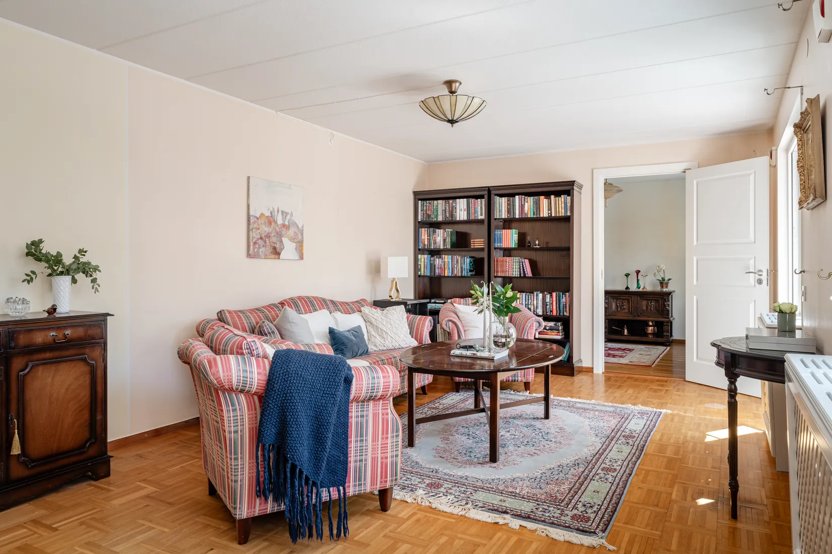 Villa, Radhus, Gräsandsgatan 28, Fågelhöjden, Nacka