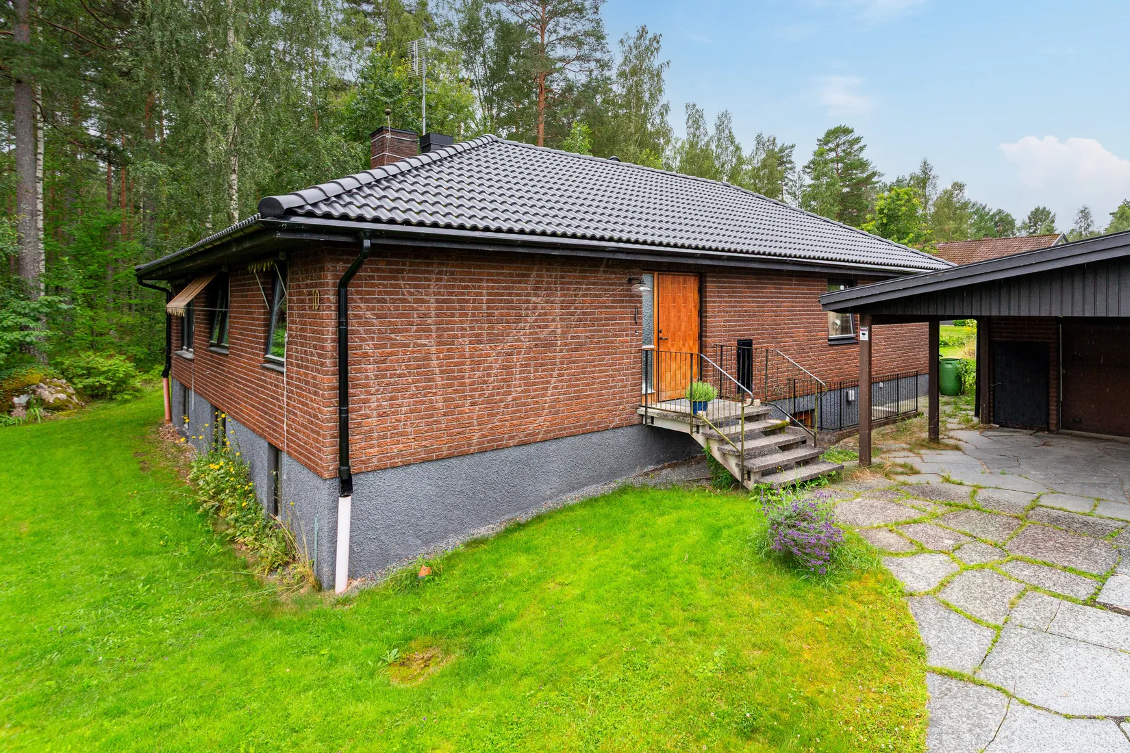 Villa, Menuettvägen 10, Stadsskogen 1, Lindesberg