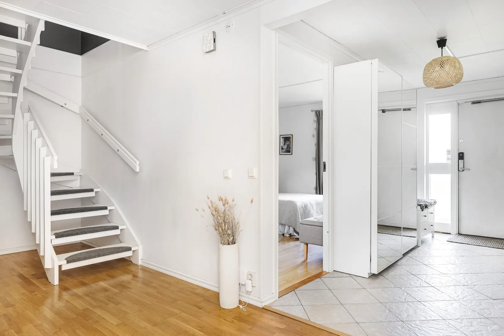 Bostadsrätt, Radhus, Västra Strandvägen 6, Hjulsbro, Linköping