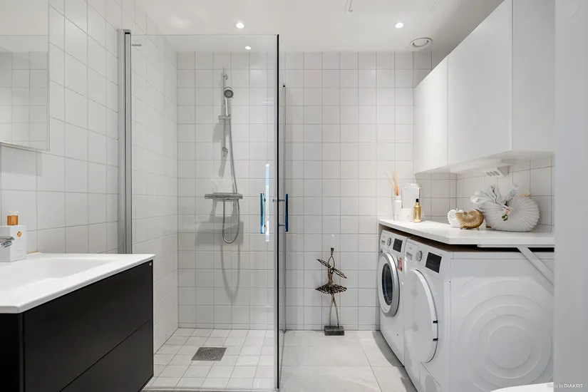 Bostadsrätt, Radhus, Stuterivägen 35, Vattmyra, Järfälla