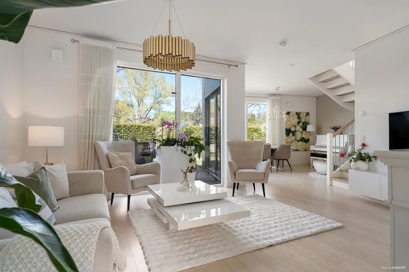 Bostadsrätt, Radhus, Stuterivägen 35, Vattmyra, Järfälla