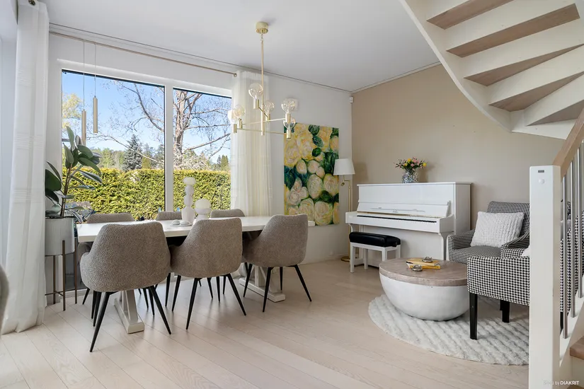 Bostadsrätt, Radhus, Stuterivägen 35, Vattmyra, Järfälla
