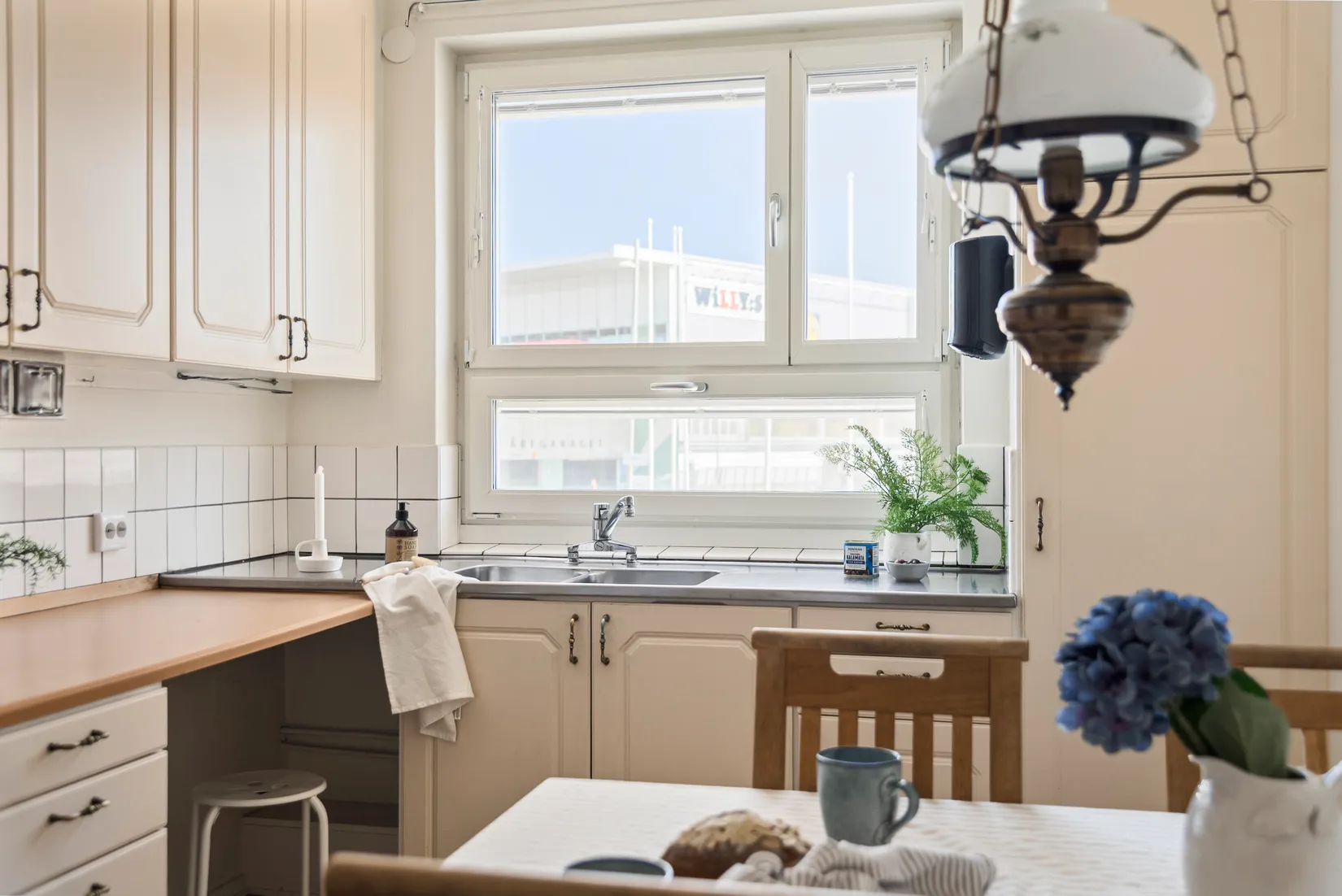 Bostadsrätt, Årevägen 11, Vällingby Centrum, Stockholm