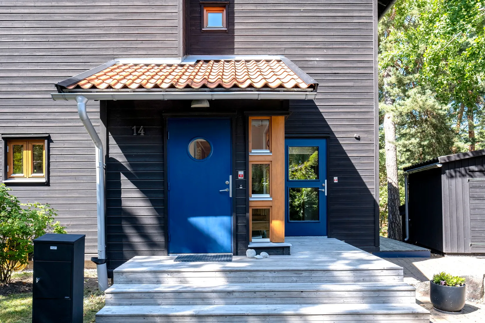 Villa, Enbärsbacken 14, Vaxholm Kullön, Vaxholm