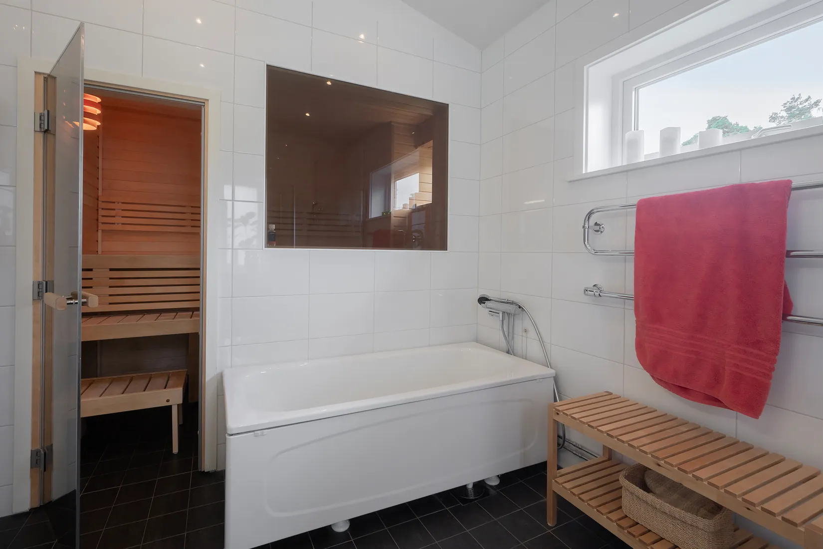 Villa, Näsvägen 13, Kolvik, Värmdö