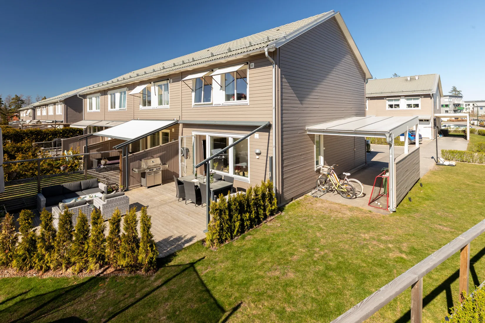Radhus, Fästes Gränd 24, Haninge
