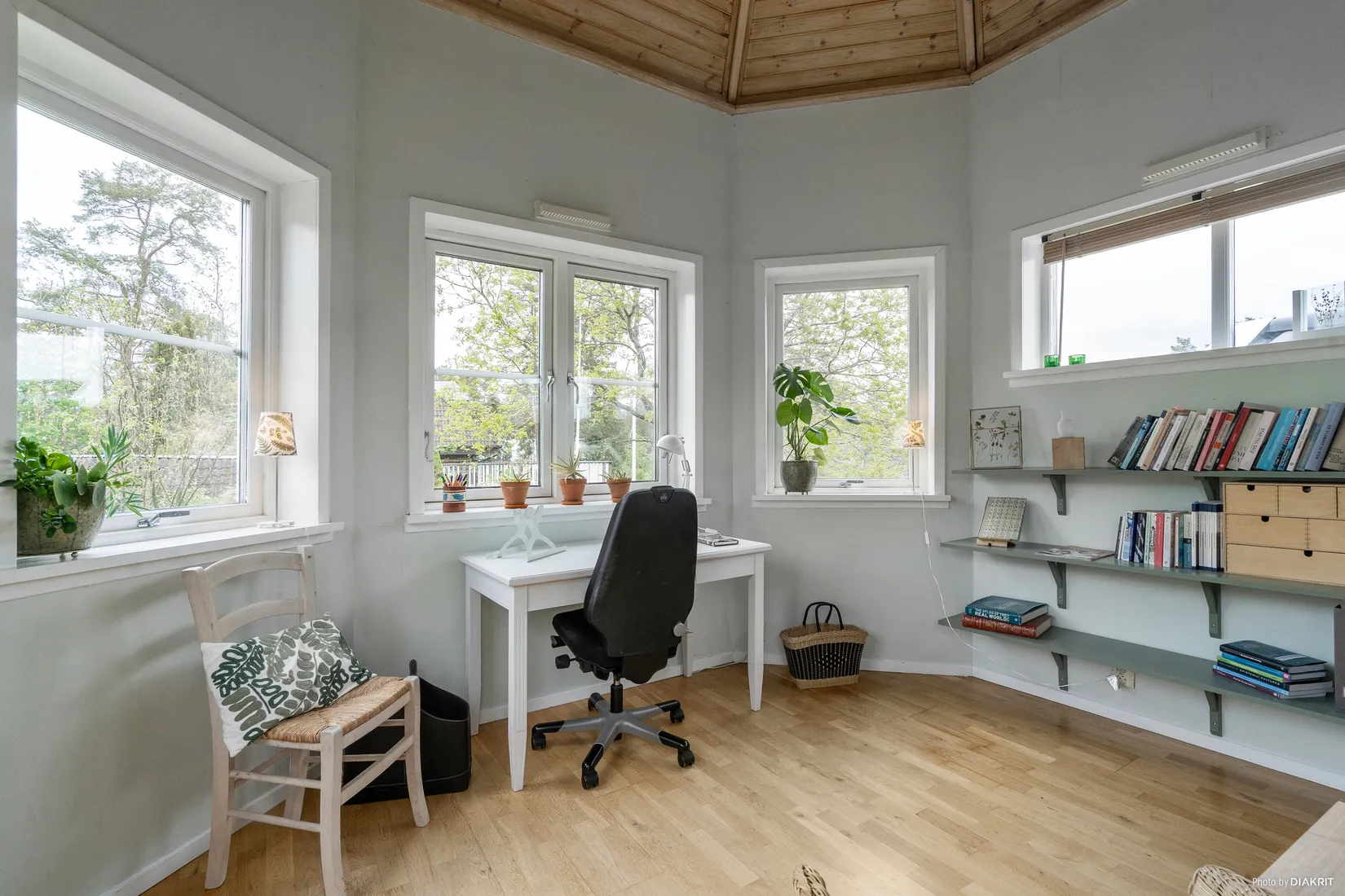 Villa, Plogvägen 1A, Näsby park - Sjösidan, Täby