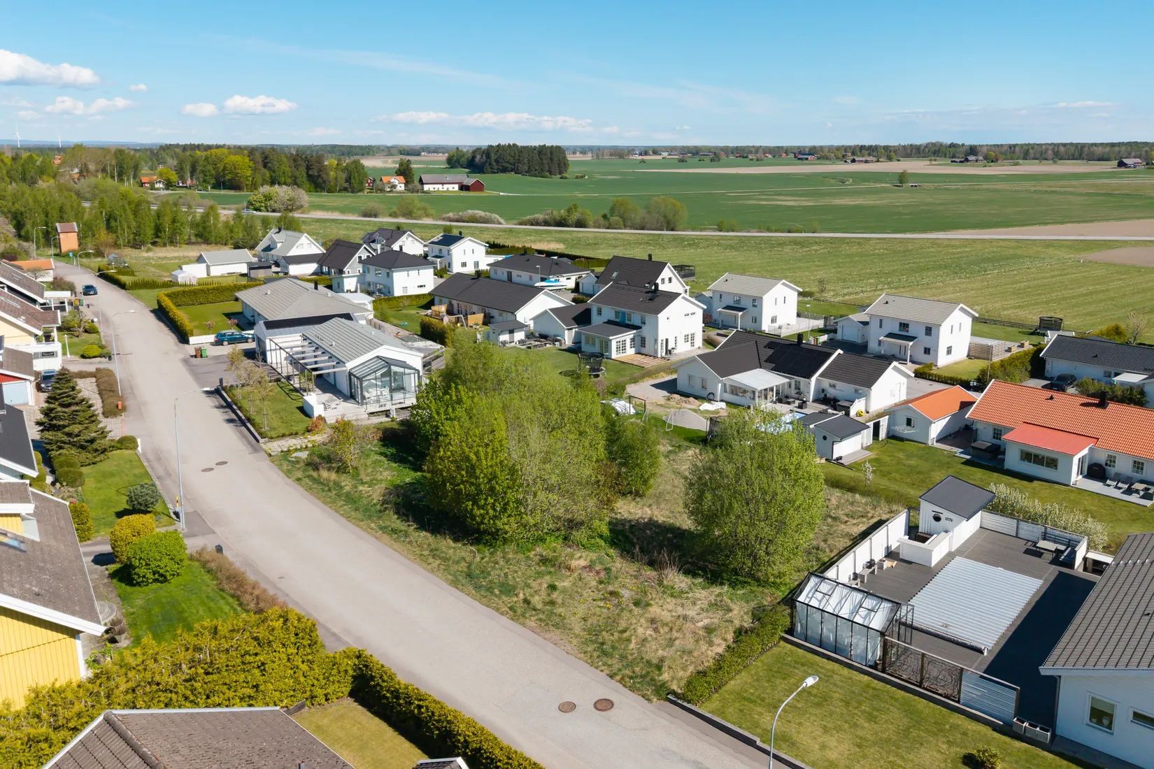 Tomt, Dalagatan 40, Kumla