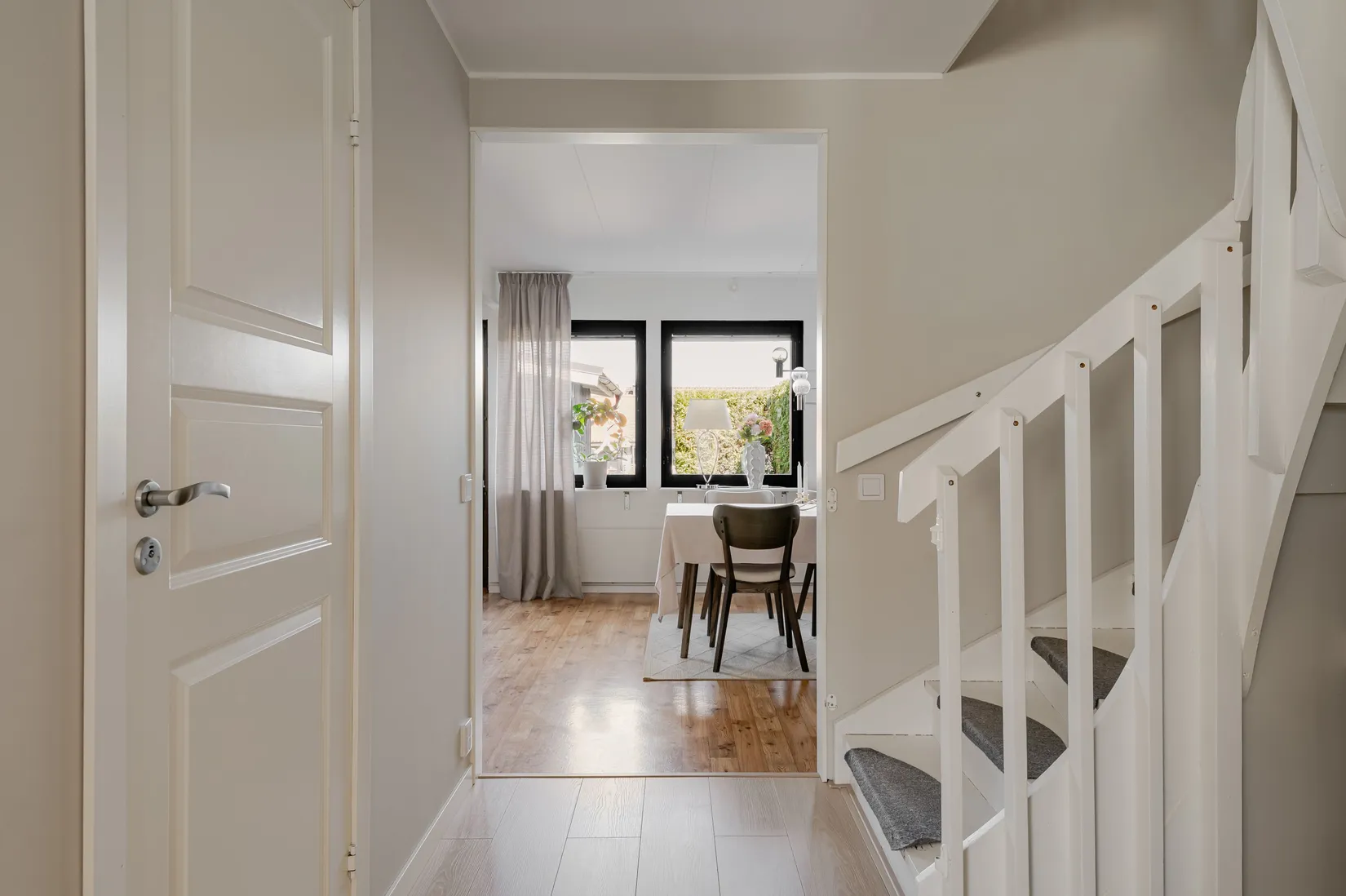 Radhus, Parkgatan 12B, Mjölby