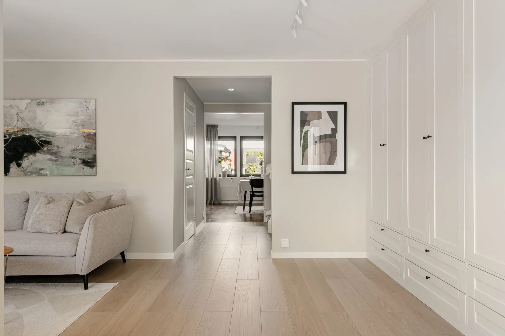 Radhus, Parkgatan 12B, Mjölby
