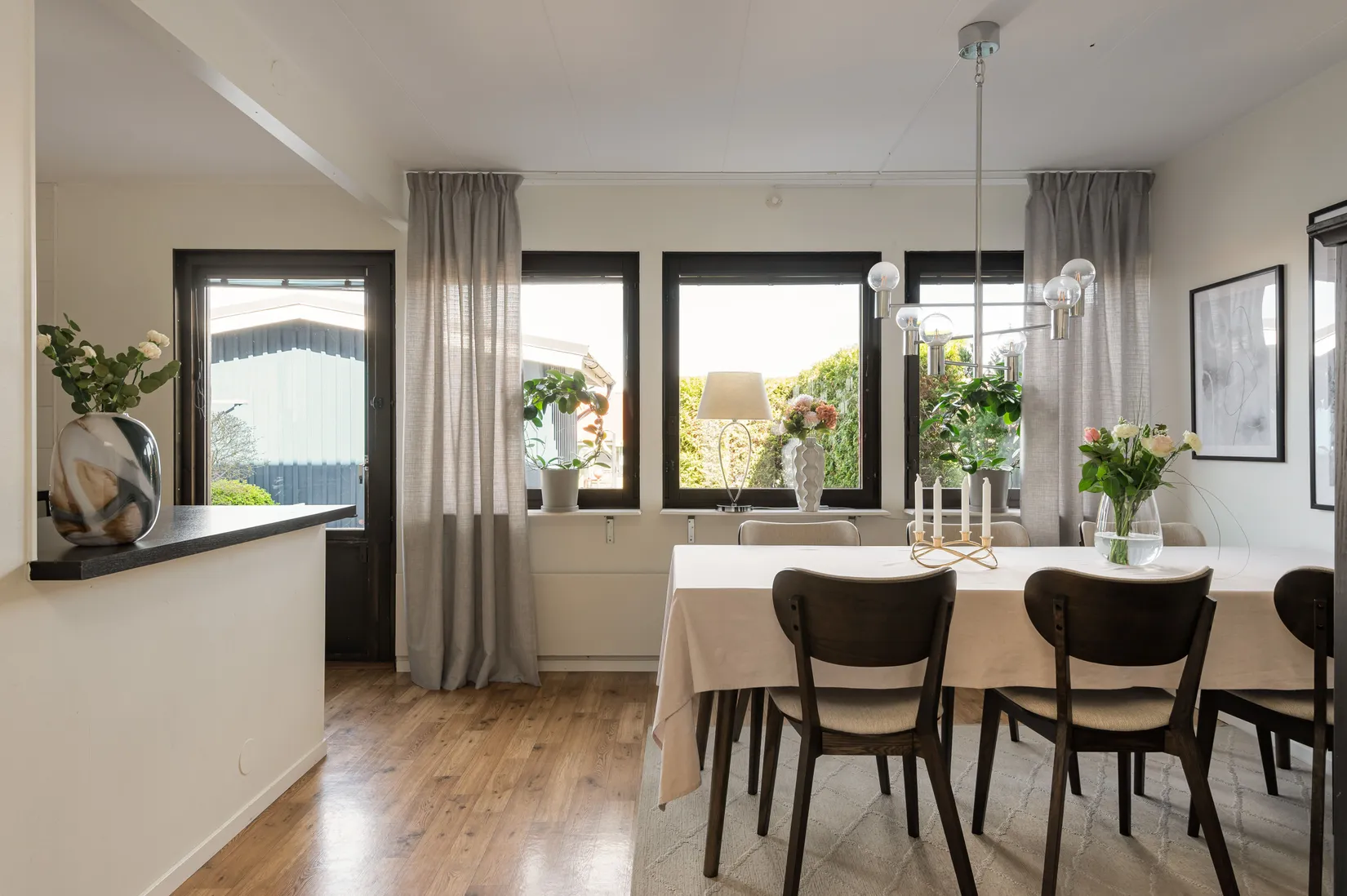 Radhus, Parkgatan 12B, Mjölby