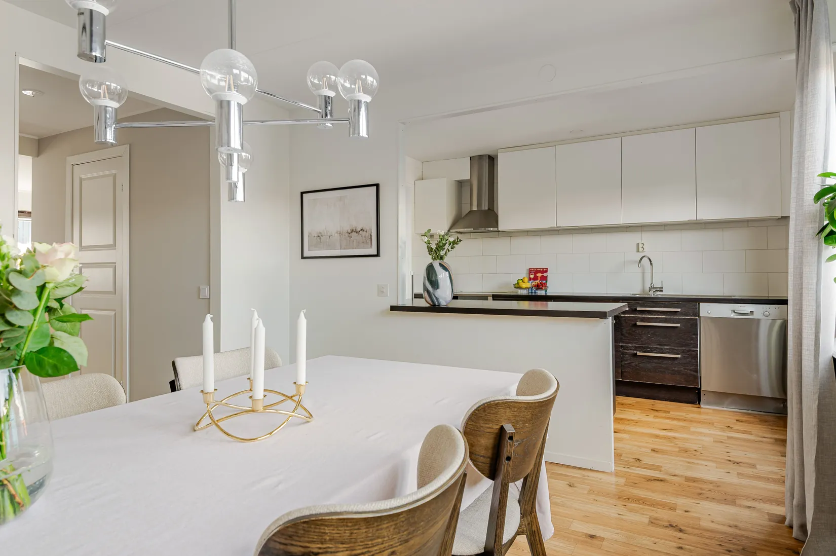 Radhus, Parkgatan 12B, Mjölby