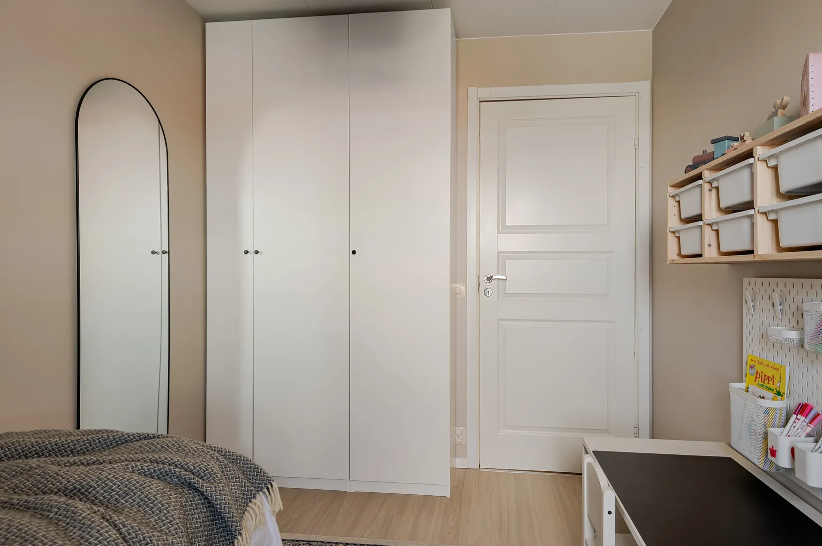 Radhus, Parkgatan 12B, Mjölby