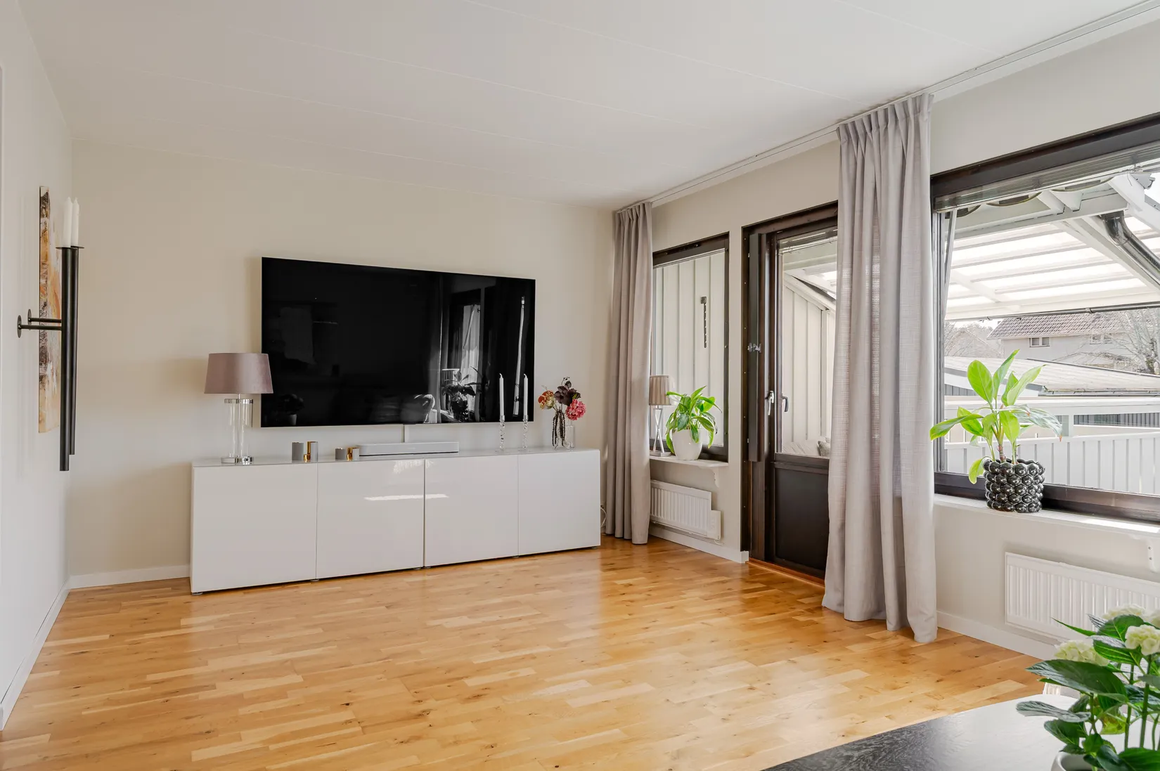 Radhus, Parkgatan 12B, Mjölby