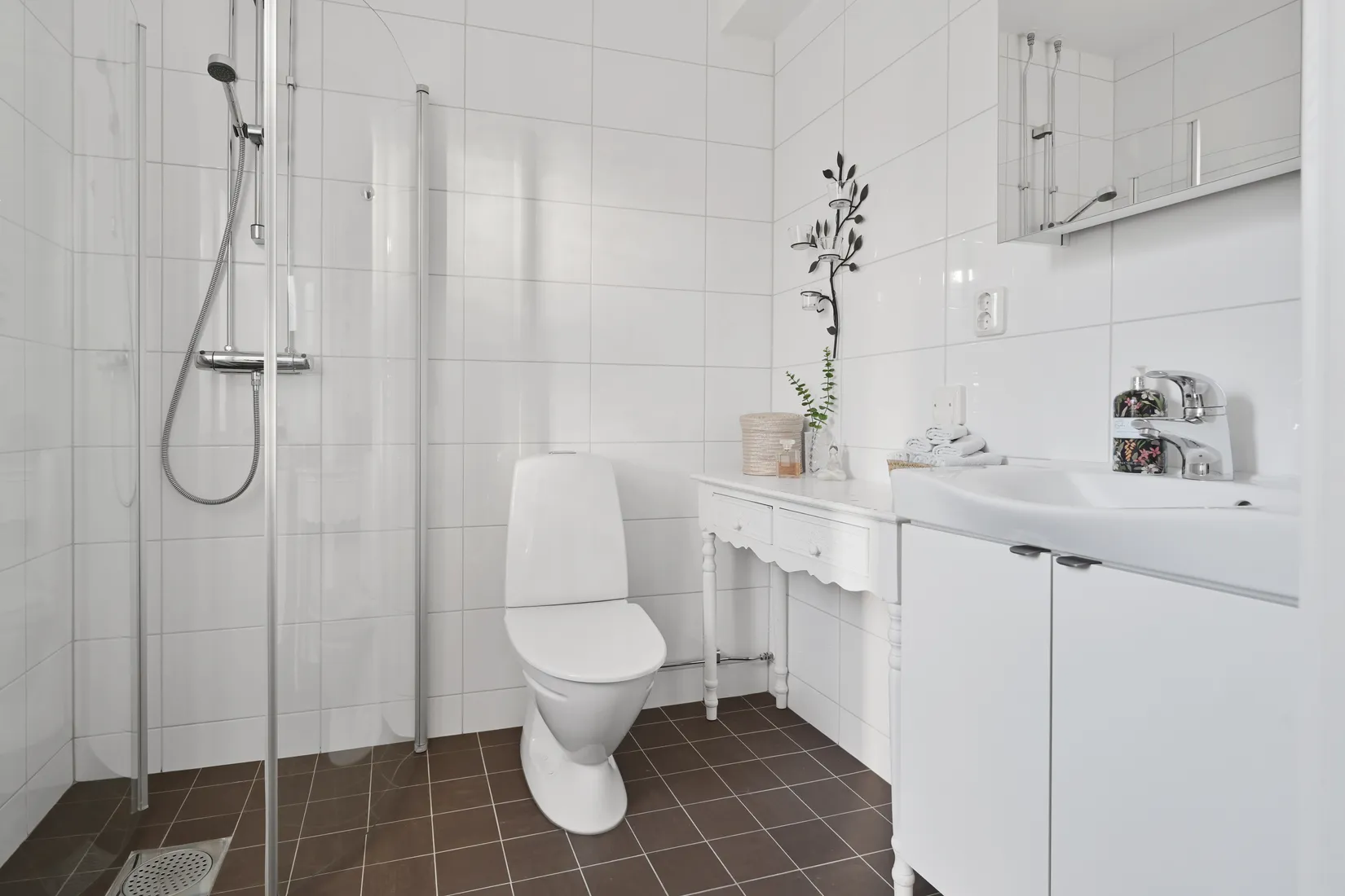 Villa, Norra Årvägen 42, Brunnby Park, Upplands Väsby