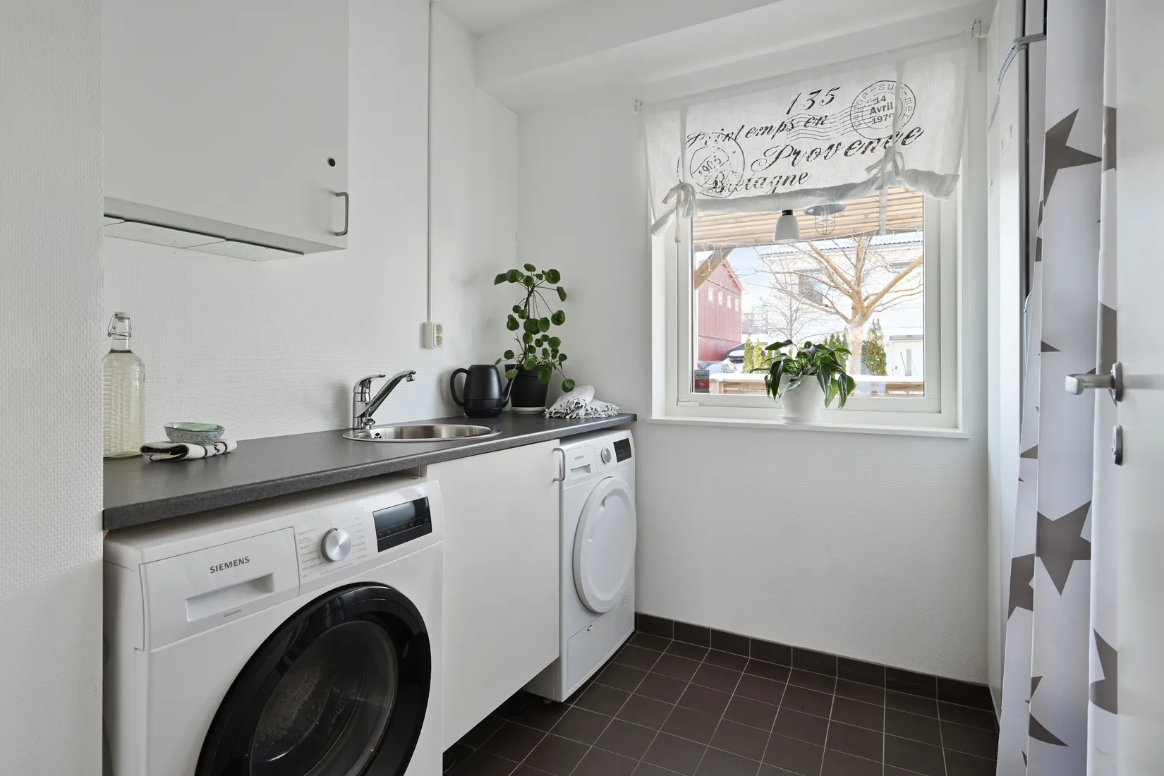 Villa, Norra Årvägen 42, Brunnby Park, Upplands Väsby